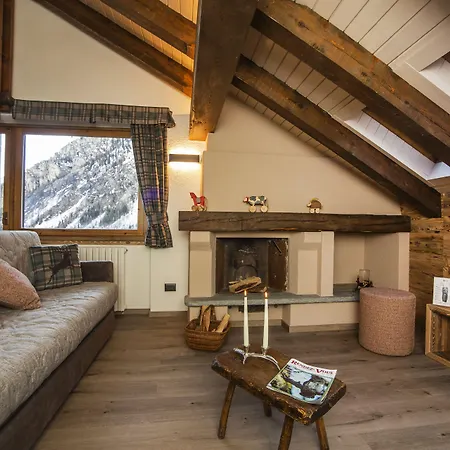 Pilier D'angle & Wellness 3* Courmayeur