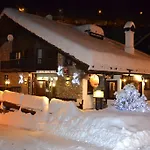 Pilier D'angle & Wellness 3* Courmayeur
