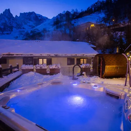Pilier D'angle & Wellness Otel 3*