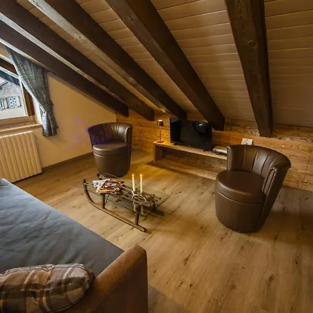 Pilier D'angle & Wellness 3* Courmayeur