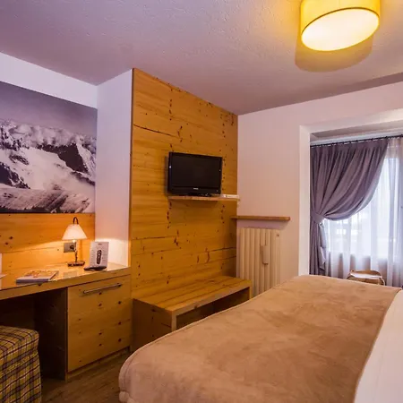 Pilier D'angle & Wellness Otel Courmayeur