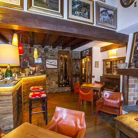 Szálloda Pilier D'angle & Wellness Courmayeur