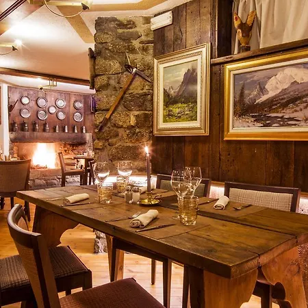 Pilier D'angle & Wellness 3* Courmayeur