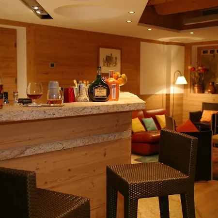 Pilier D'angle & Wellness 3* Courmayeur