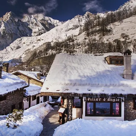 Pilier D'angle & Wellness Otel